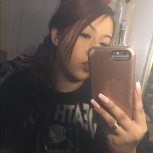 Meet your Posher, Mia